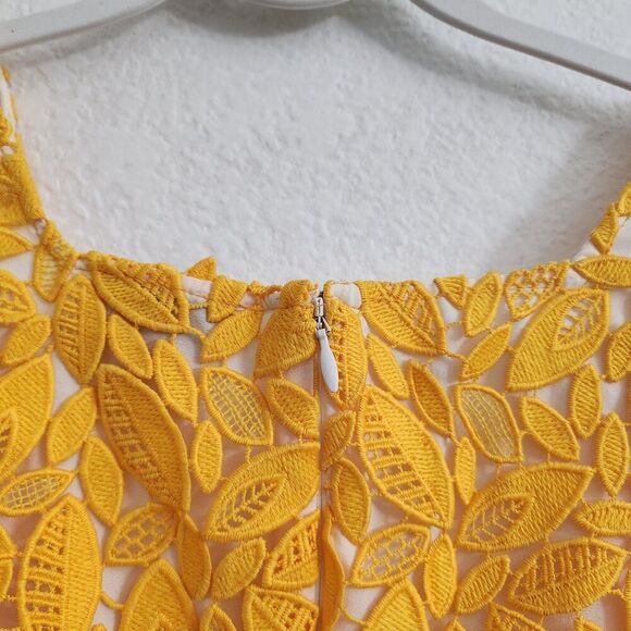 Carlisle Collection Blouse 10 Yellow Lace Tank Top Sleeveless Square Neck - Picture 4 of 8